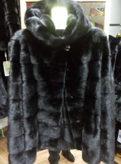 Продаю новую шубу из норки