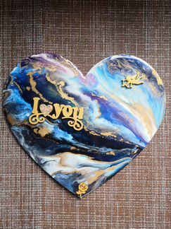 Панно-сердце из эпоксидной смолы