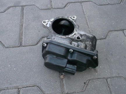 Клапан егр VW Пассат Б6 Октавия А5 2.0 TDI