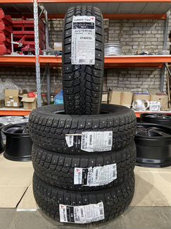 Шины новые зимние Kumho 205/70R15C