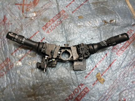 Подрулевой переключатель Lexus GS 3