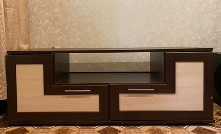 Тумба под телевизор