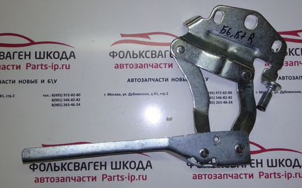 Петля капота правая Пассат б6 б7