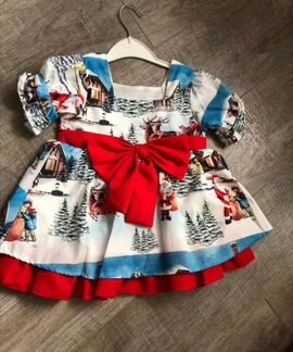 Платье для девочки новое