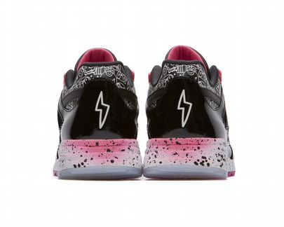 Кроссовки Reebok Yeka Haski