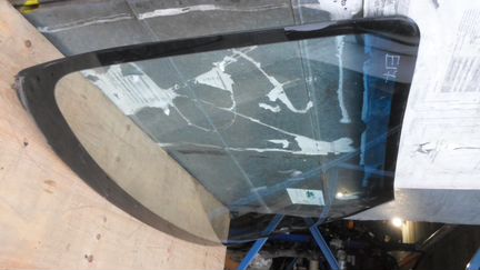 Стекло Тойота Карина Е Т19 Toyota Carina E лобовое