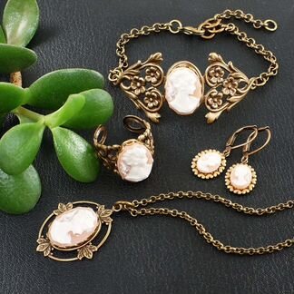 Комплект с Камеями Пудровая Дама 4 предмета