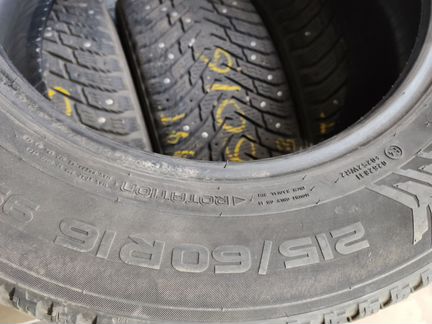 215 60 16 Nokian Hakkapeliitta 8