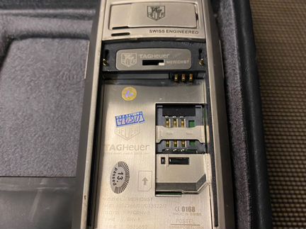 Телефон Tag Heuer Meridiist