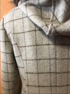 Пальто светлое Германия с капюшоном