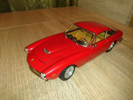 1:18 Ferrari 250 GT Berlinetta Lusso
