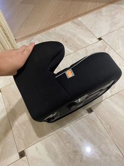 Детское кресло бустер