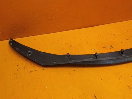 Накладка бампера передняя Hyundai Elantra 6 AD