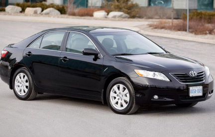 Toyota Camry V40 Бампер передний