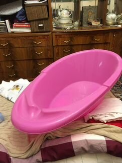 Ванночка для купания детская в отличном состоянии