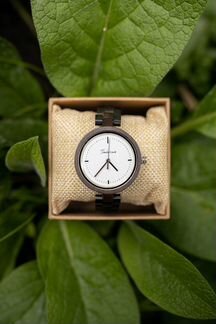 Деревянные наручные часы ручной работы