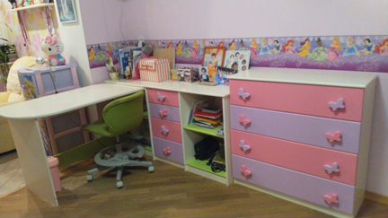 Комплект детской мебели для девочки