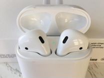 Наушники левый. Наушник правый Apple AIRPODS. Левый наушники AIRPODS. Айрподсы левый наушник.