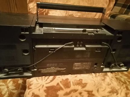 Магнитофон Sanyo