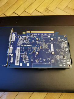 Видеокарта AMD Radeon R7 350 (2gb ddr5)