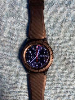 Samsung gear s3 frontier smart watch
