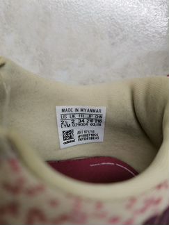 Продаются кроссовки для бега Adidas