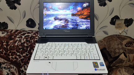 Ноутбуки Fujitsu и Acer 4220z