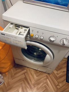 Стиральная машина zanussi бу