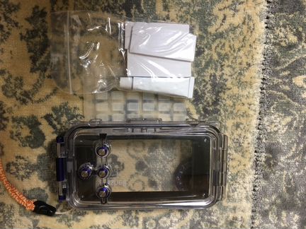 Водонепроницаемый чехол