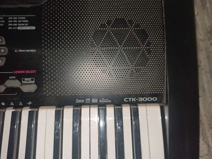 Синтезатор Casio CTK-3000 + сустейн-педаль