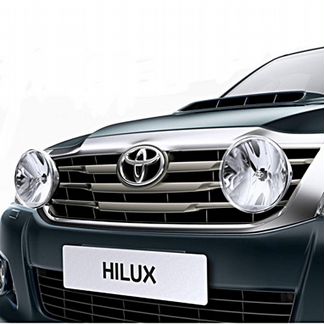 На Toyota Hilux(08/10) Дополнительные фары