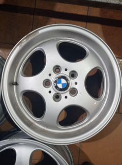 Диски бу оригинал R17 P на BMW
