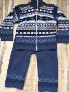 Костюм : утеплённые брюки и джемпер на молнии