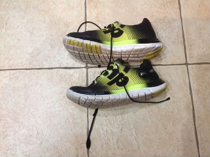 Кроссовки Reebok Pump (US:7/UK:6/EUR:39/см:25)