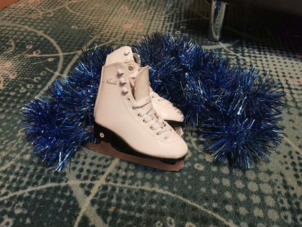 Коньки детские