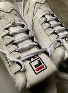 Кроссовки Fila Disruptor 3