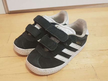 Кроссовки Adidas