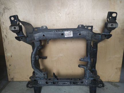 Подрамник передний Mercedes Ml-Class W166