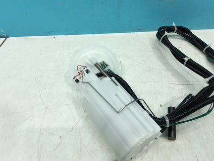 Насос топливный BMW 5 6 E60 E61 E63 E64