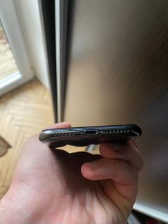 Телефон iPhone X 64gb