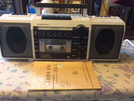 Кассетная стереомагнитола Скиф