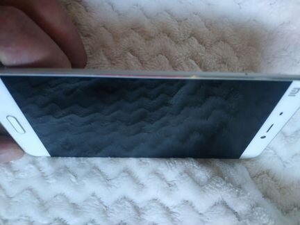 Телефон Xiaomi