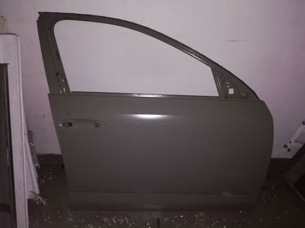 Дверь передняя правая Шкода Октавия А7 Octavia A7