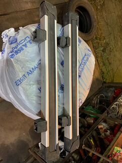 Багажник для лыж и сноубордов Thule