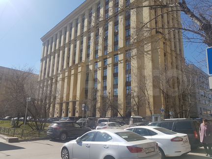 Помещение под Медицинский центр, 300 м²