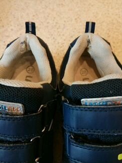 Кроссовки Lassietec 28 р б/у