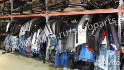 Дверь передняя правая Chrysler 300M 1999-2004г