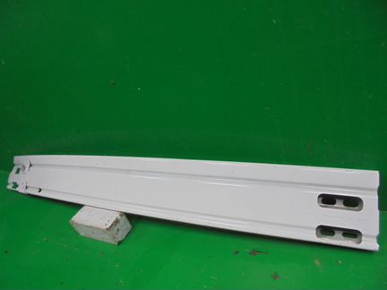 Усилитель заднего бампера Nissan Qashqai J11 13 г