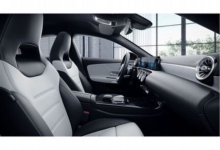 Mercedes-Benz CLA-класс 1.3 AMT, 2020