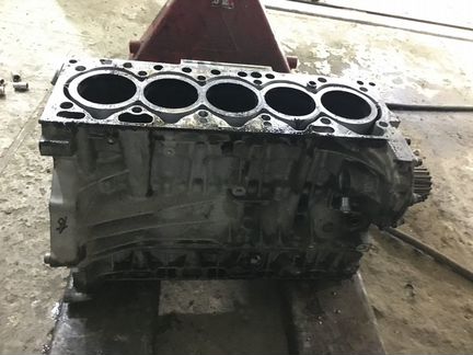 Блок двигателя вольво Дизель S80/V70/XC60/XC70
